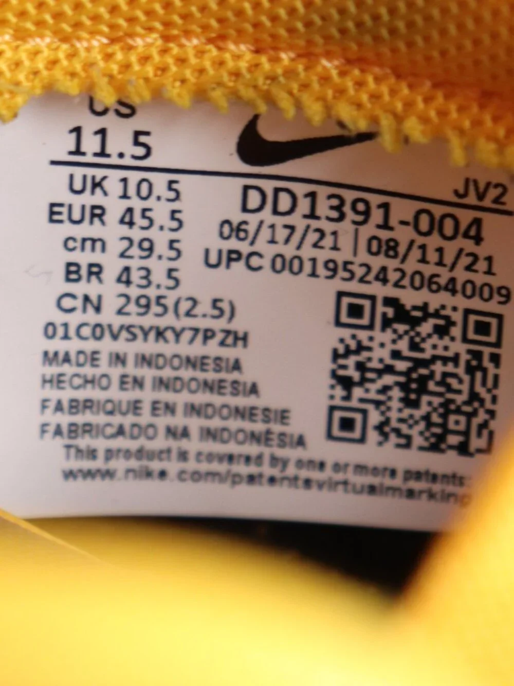 Nike Dunk Men's 11.5 Low Championship Goldenrod Yellow Black Sneakers DD1391-004